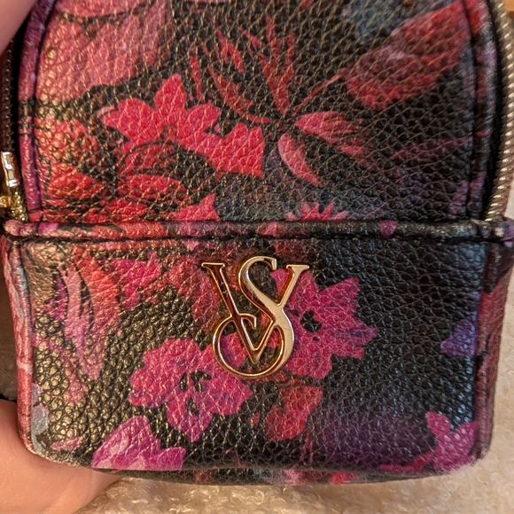 VS Mini Backpack - Picture 2 of 5